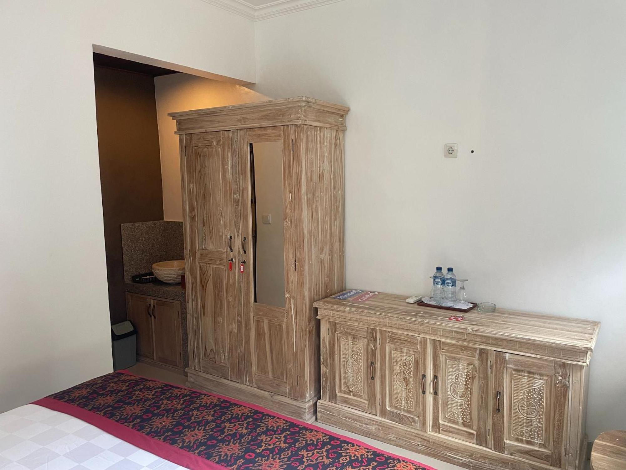 Nivaluma Hotel Ubud  Ngoại thất bức ảnh