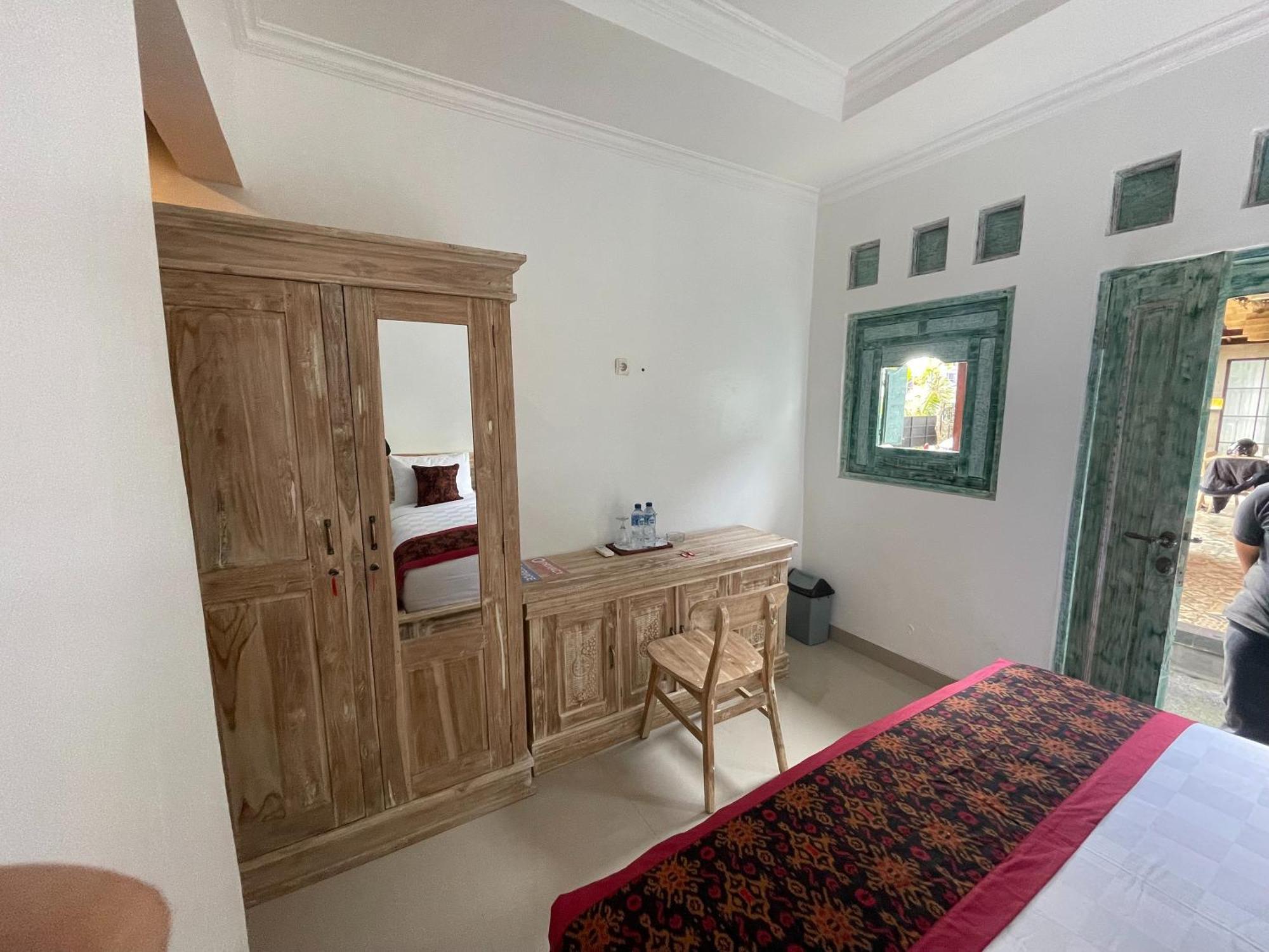 Nivaluma Hotel Ubud  Ngoại thất bức ảnh