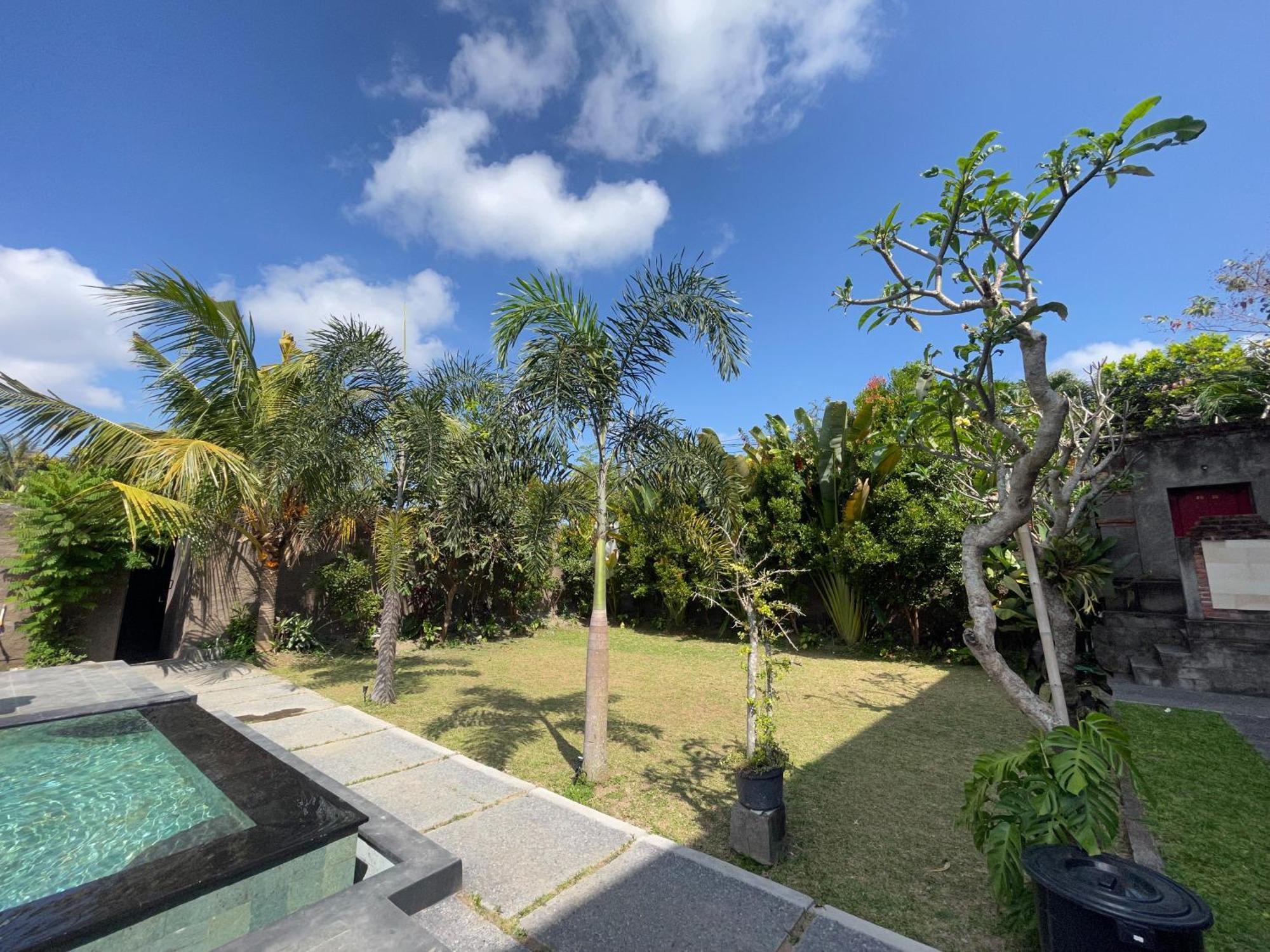 Nivaluma Hotel Ubud  Ngoại thất bức ảnh