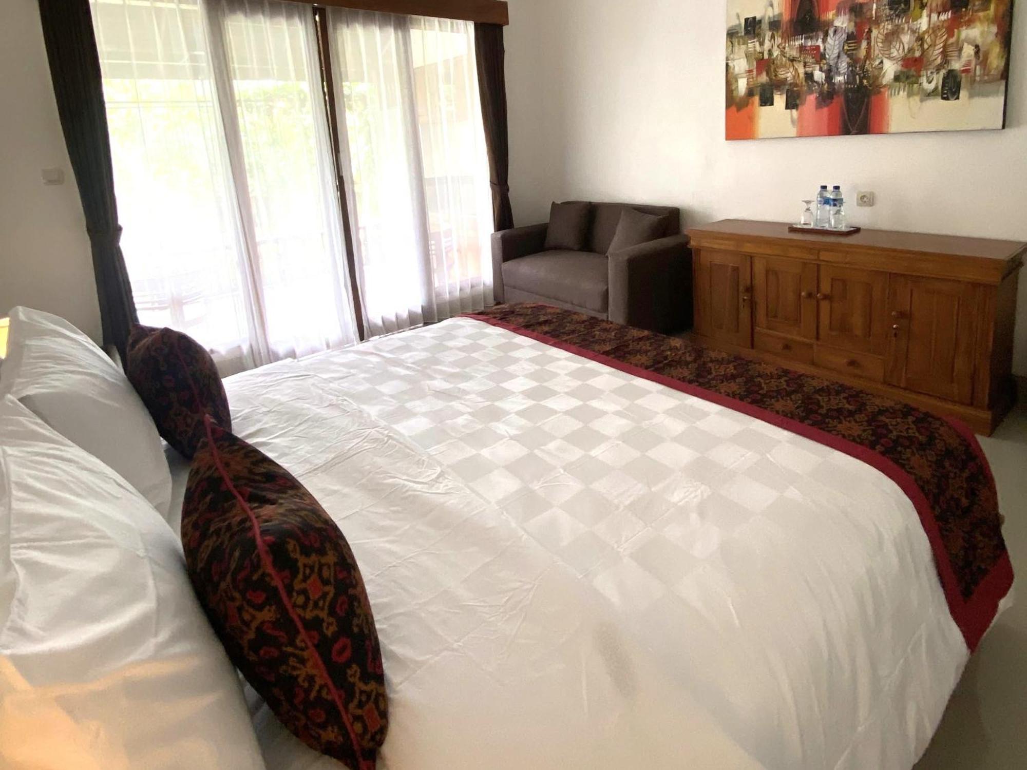 Nivaluma Hotel Ubud  Ngoại thất bức ảnh