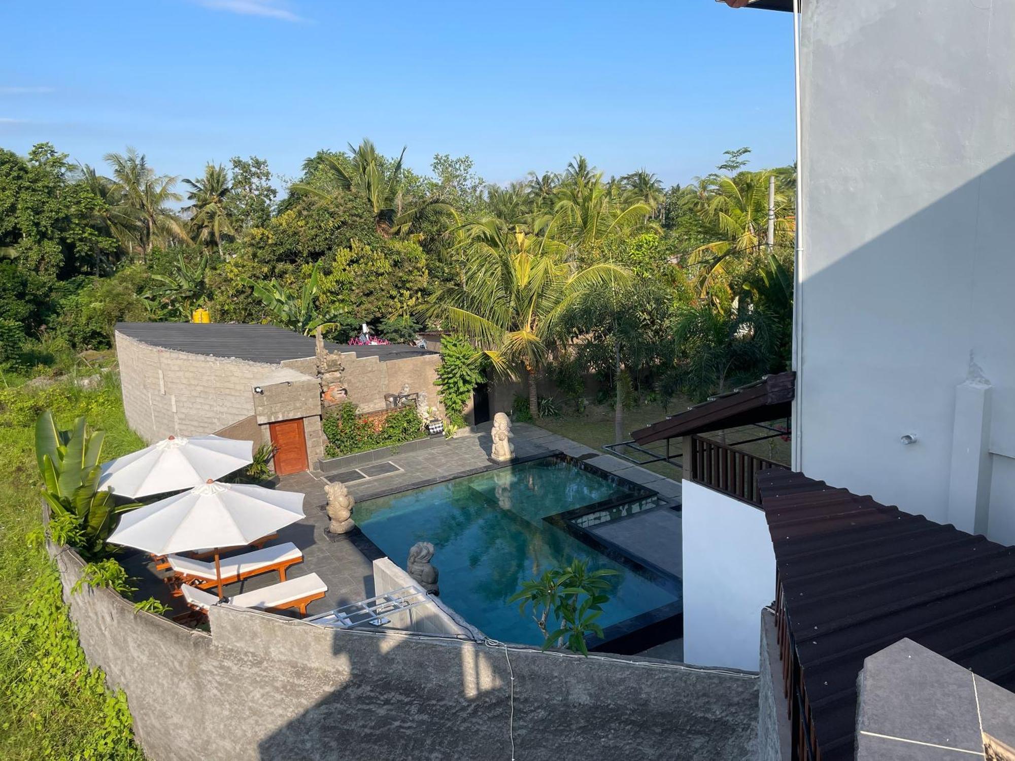 Nivaluma Hotel Ubud  Ngoại thất bức ảnh