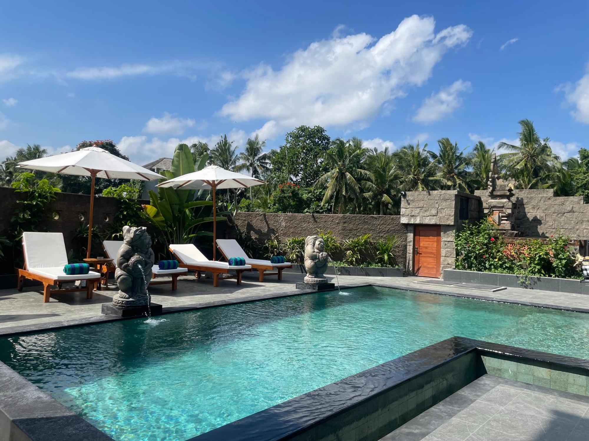 Nivaluma Hotel Ubud  Ngoại thất bức ảnh