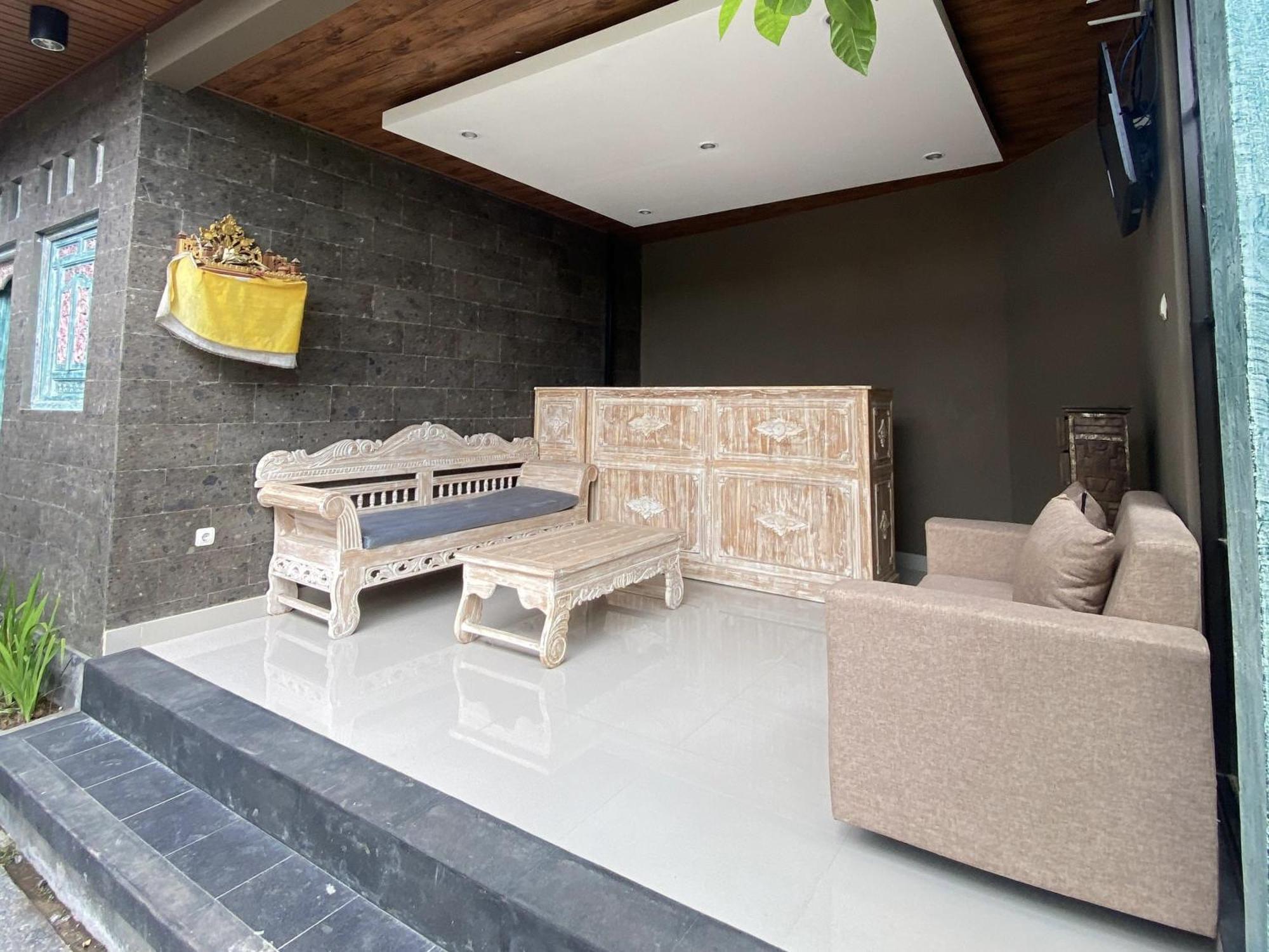 Nivaluma Hotel Ubud  Ngoại thất bức ảnh